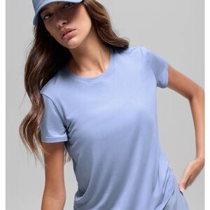 ALO Yoga Sky Blue Short Sleeve Tee